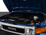 2013 Toyota FJ Cruiser Engine photo
